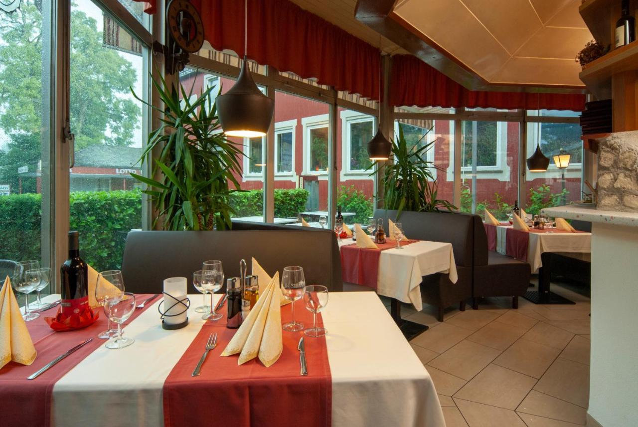 Hotel Zum Zecher 3*